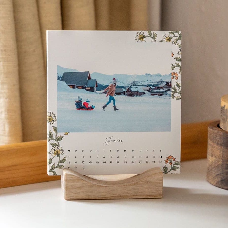 Calendrier du bureau support en bois