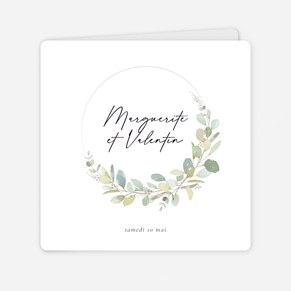 Brins d'eucalyptus en couronne